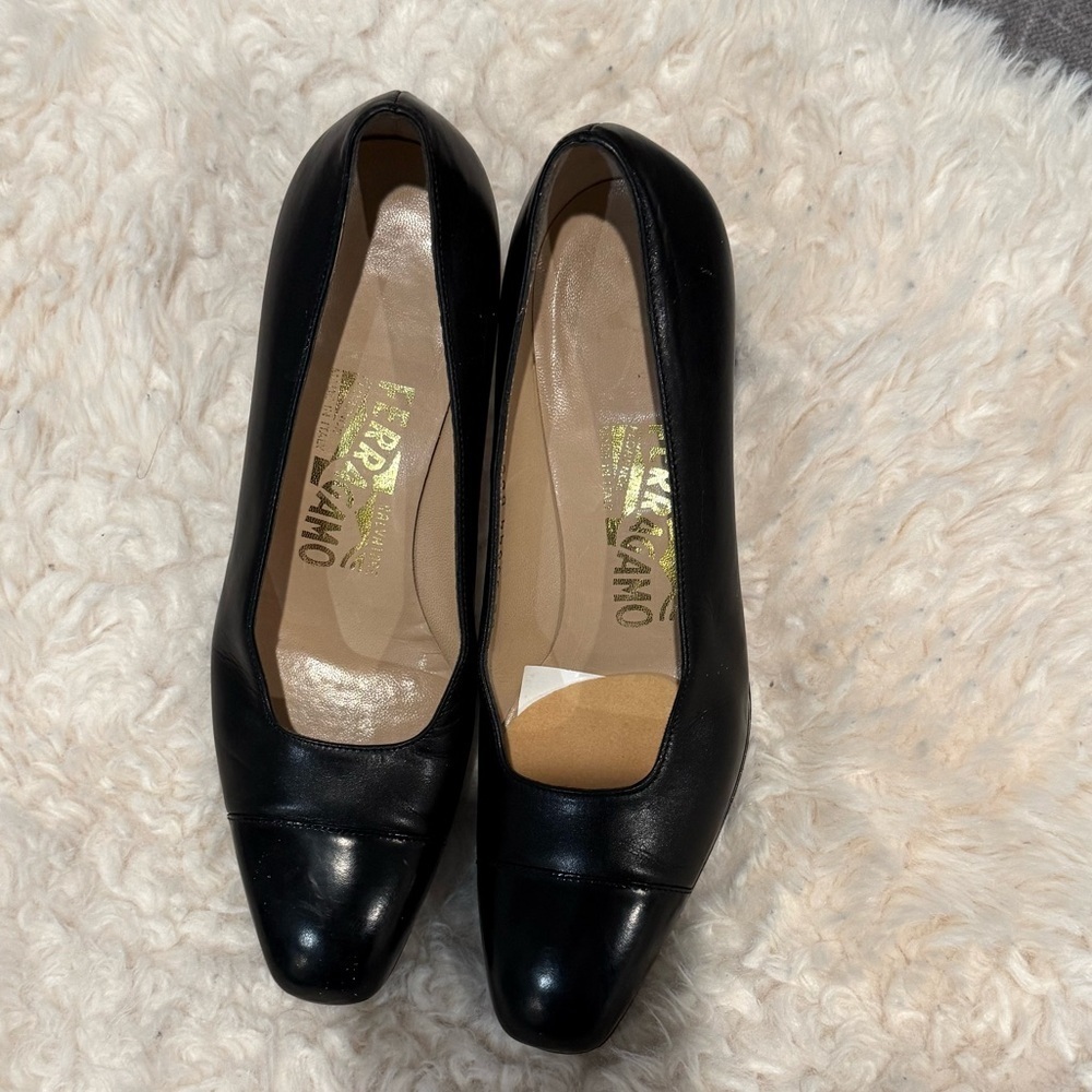 Salvatore Ferragamo Black Leather Heels - Picture 2 of 6